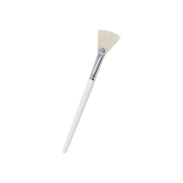 Silk B Fan Brush in White
